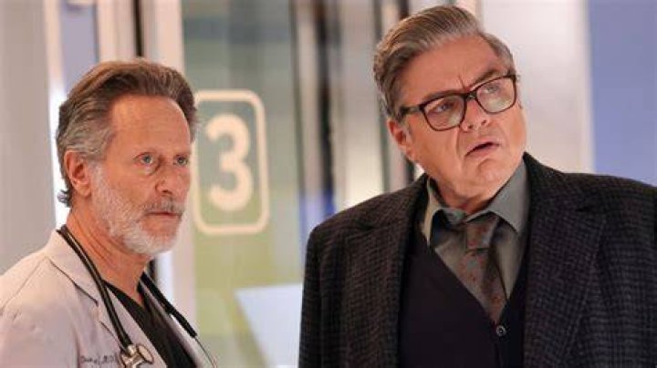 Chicago Med Showrunners Andrew Schneider and Diane Frolov Announce Exit After 9 Seasons 460