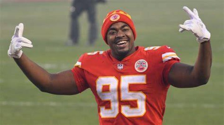 Chiefs Player Chris Jones Is Just Learning How to Pronounce Teammate Travis Kelce Last Name Jason Kelce