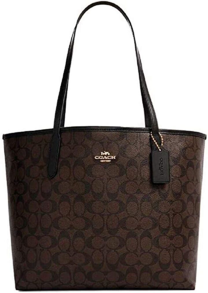 coach-tote