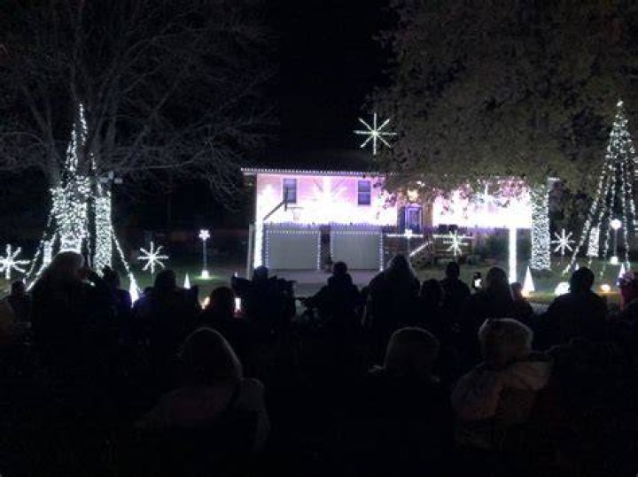 Cortez Holiday Light Show