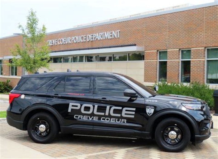 Creve Coeur police photographed a ring that appeared to be Holland's at the scene of her death, but Daus said&nbsp;in court filings that it was a fake made for traveling