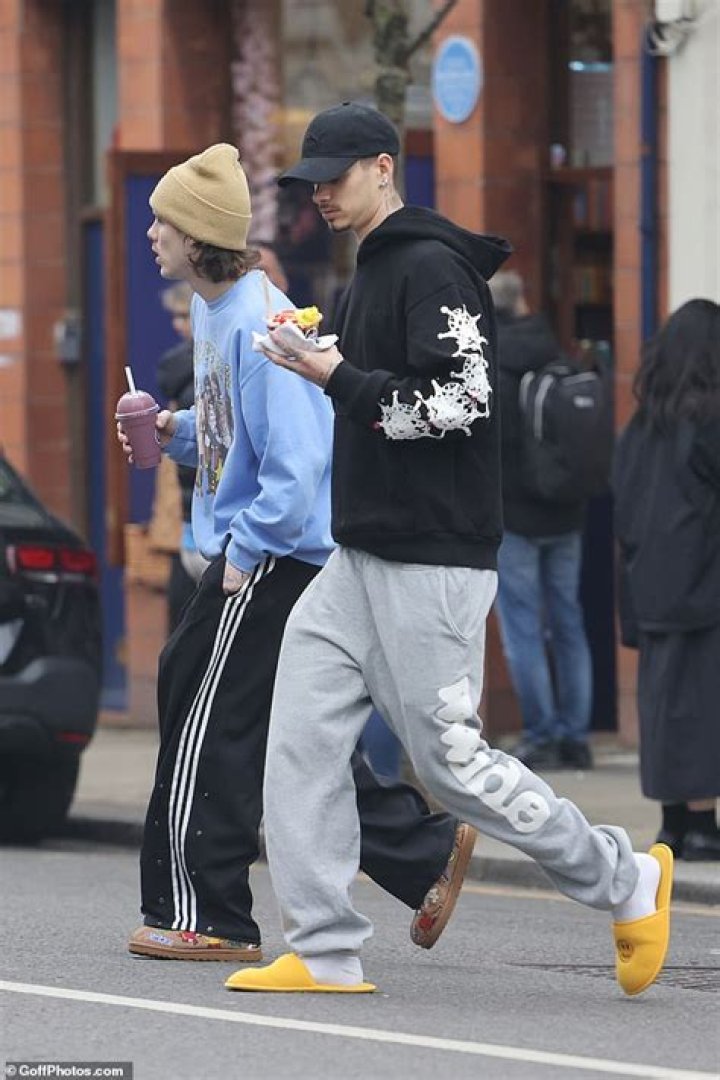  Cruz also opted for some Adidas ski wear to wear during their holiday