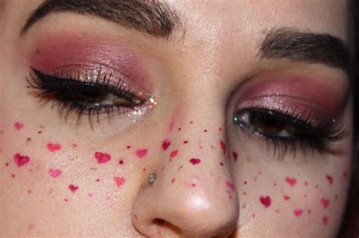 CVS is heart-shaped makeup