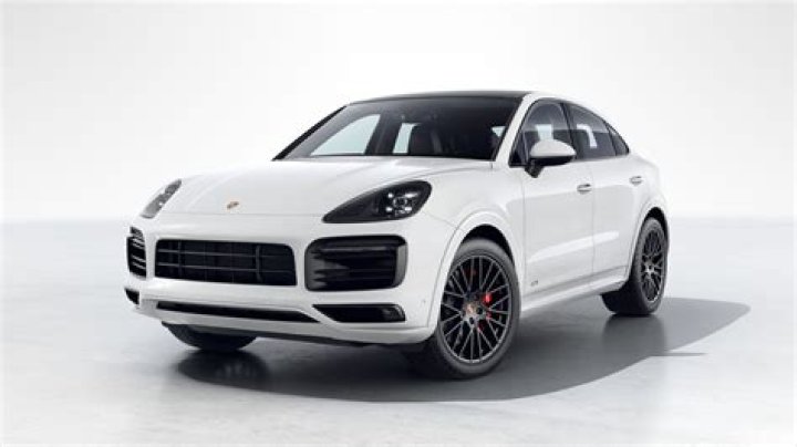 Cyrus got a Porsche for her 16th birthday from her mother