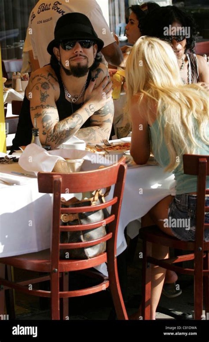 Dave Navarro and Amie Harwick reportedly dated between 2008 and 2009