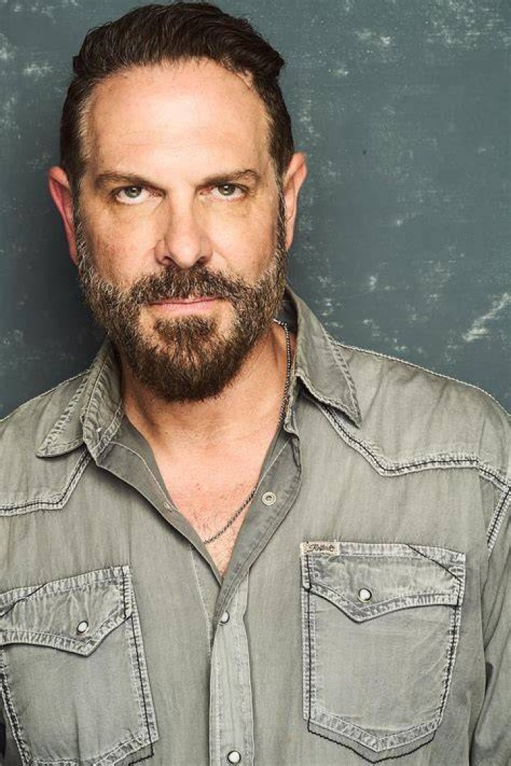 David Kallaway is a stage, screen and television actor