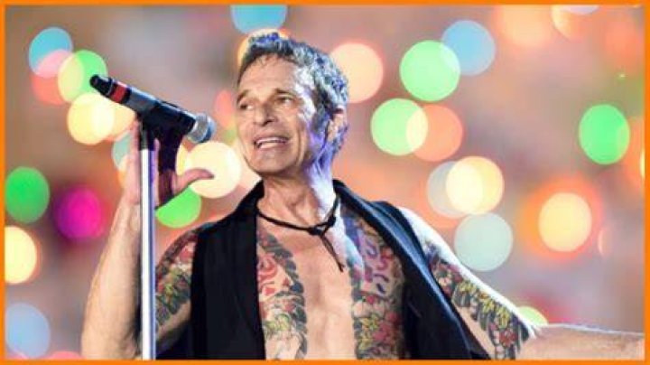  David Lee Roth insured himself against unwanted pregnancies