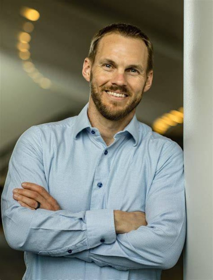  David Platt's hair transplant has taken years off