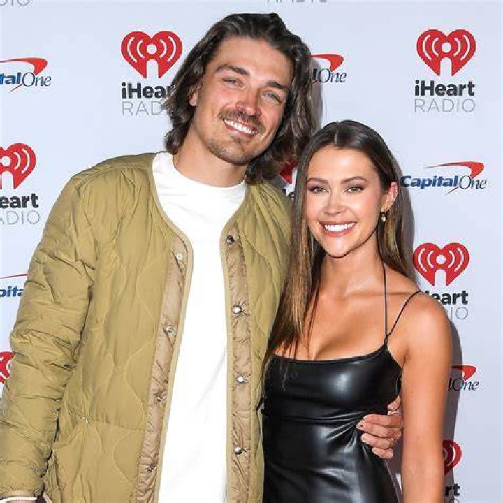 Dean Unglert and Caelynn Miller-Keyes Are Married After 3 Years Together