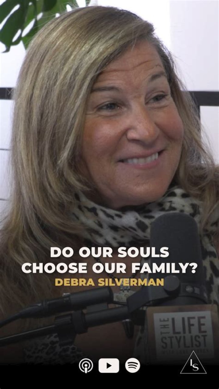  Debra has been very involved with Teen Mom drama with Kailyn Lowry