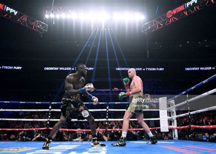  Deontay Wilder drew with Tyson Fury in their first fight and isn't the favourite for part II