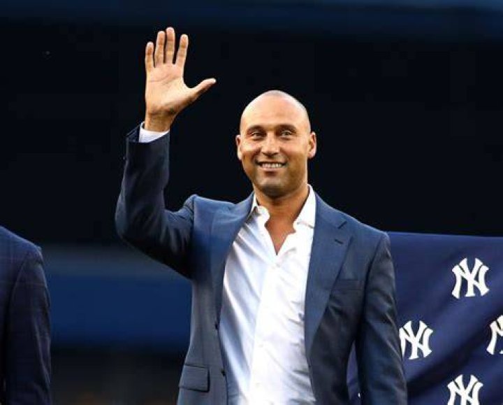 Derek Jeter Finally Addresses Rumor He Gave Gift Baskets to 1-Night Stands