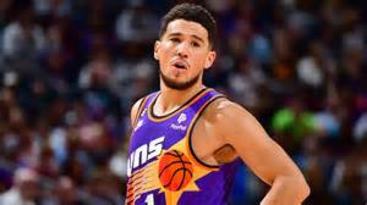 Devin Booker 'Doesn't Believe' Ex Kendall Jenner and Bad Bunny's Relationship Is 'Serious'