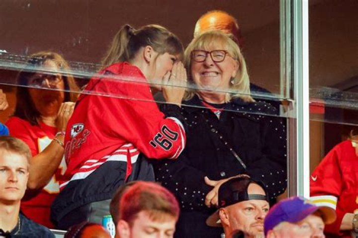 Donna Kelce Got to Hear Taylor Swift s The Tortured Poets Department Early Her Best Yet 218