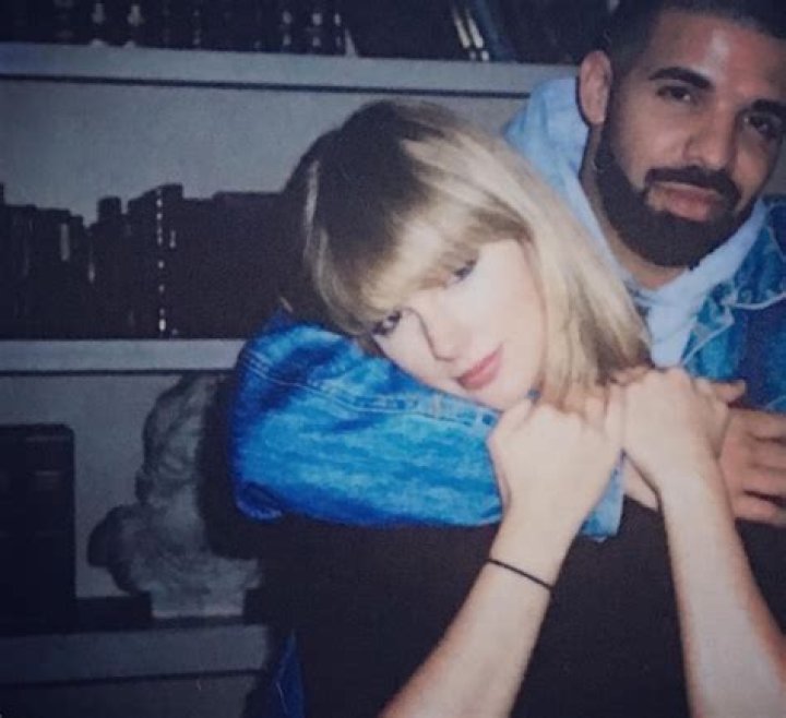 Drake and Taylor Swift hug at the 2013 MTV Video Music Awards in 2013