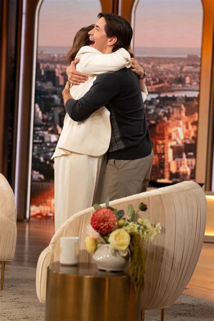 Drew Barrymore Cries During Justin Long Interview Feature