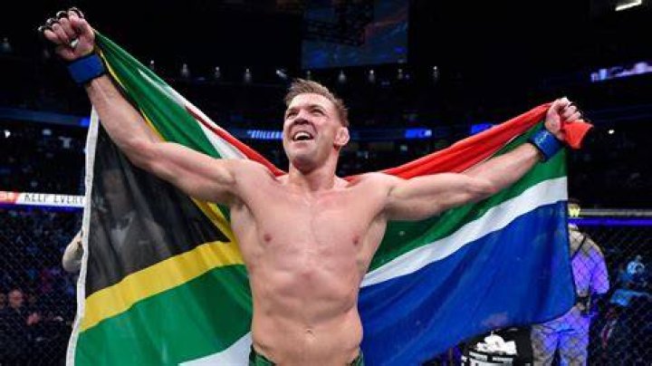 Du Plessis is undefeated inside the octagon