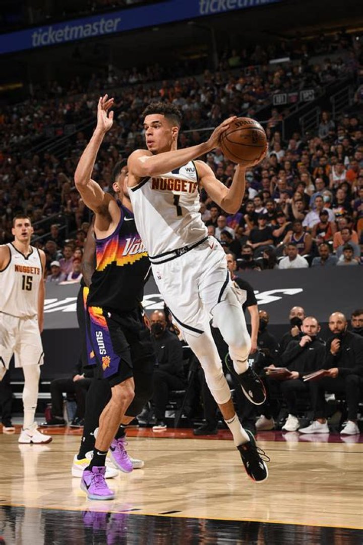 During the 2021 playoffs, Phoenix won its first playoff game in 11 years