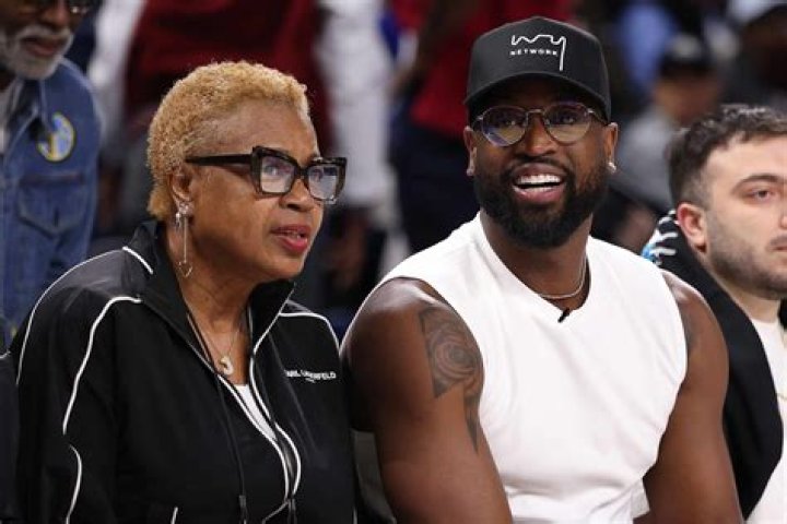 Dwayne Wade co-parents five children with Gabrielle Union