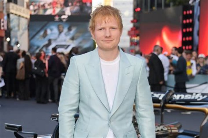 Ed said sorry to his fans as they queued in the heat