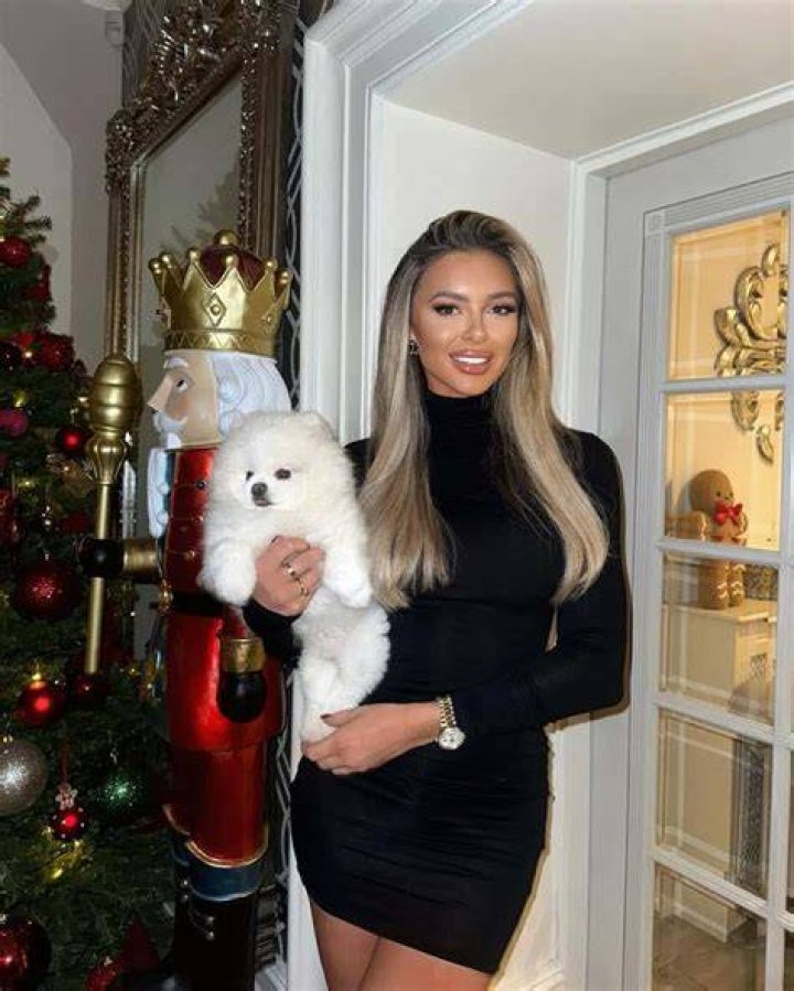 Ellie O'Brien Net Worth, Income, Salary, Earnings, Biography, How much money make?