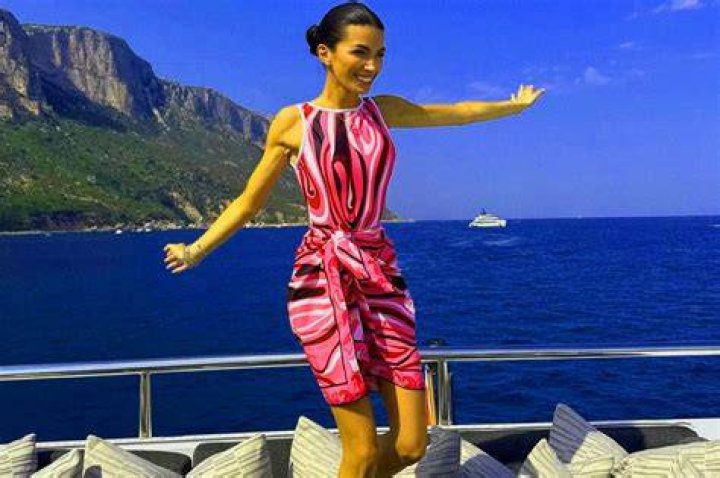Ellie Zellers Net Worth, Income, Salary, Earnings, Biography, How much money make?