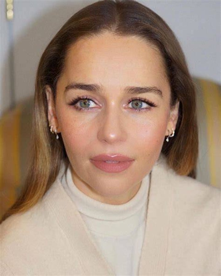 Emilia posts glam snaps on her social media