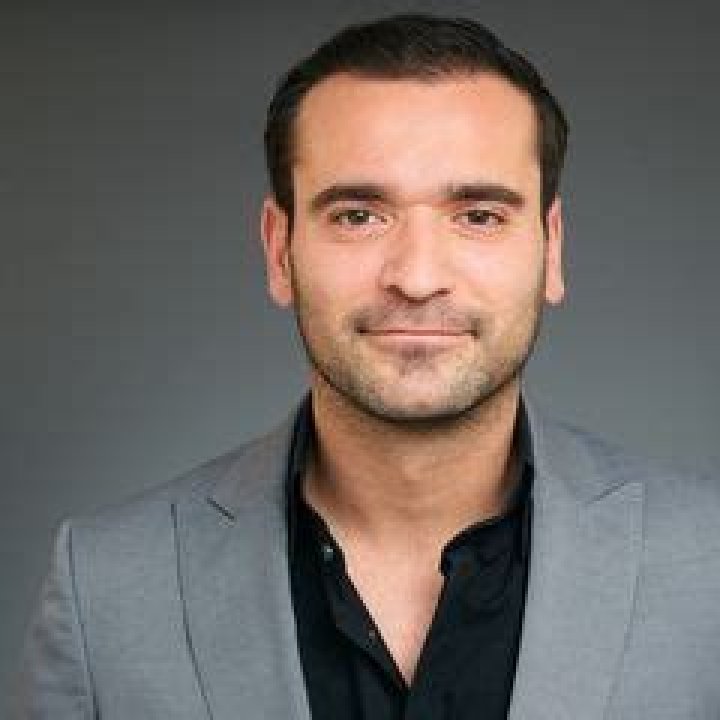 Estate agent Enes Yilmazer, who showcased the house on wheels