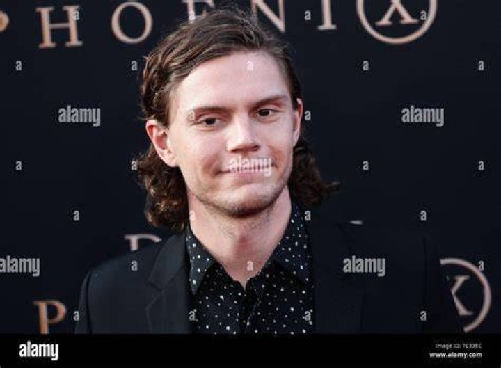Evan Peters Wearing Saint Laurent, Yves, YSL, Emma Roberts Wearing Kate Spade and Halsey Wearing Savage x Fenty Toxic Relationship