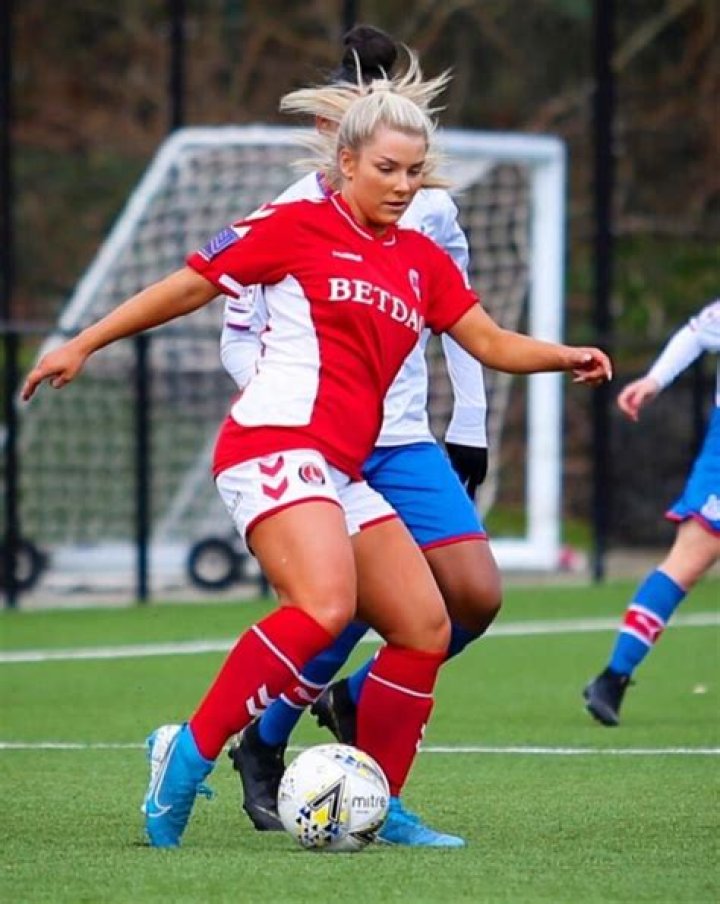 Ex-Charlton star Madelene Wright has set up an OnlyFans account