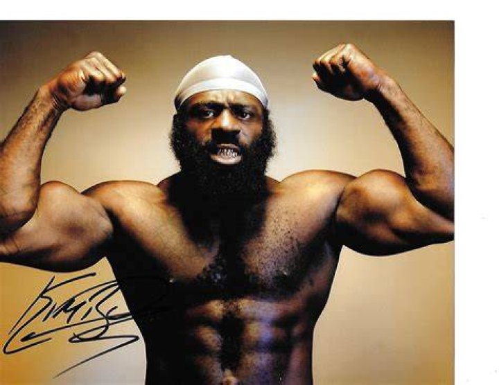  Ex-street fighter Kimbo Slice used his fame on YouTube to fight in pro boxing and MMA