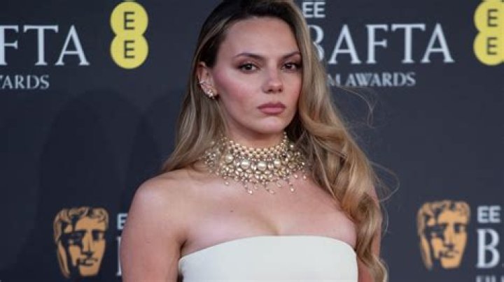 Fans are keen for her to return to the spotlight
