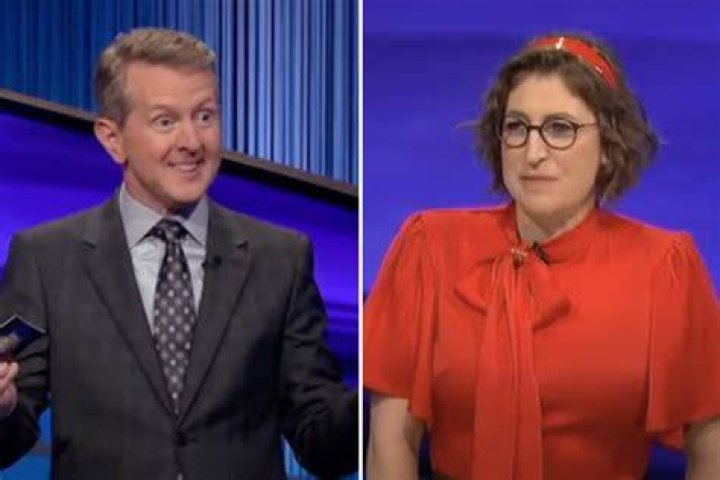 Fans argued Jeopardy! should let the contestants hold on to their scratch wagering paper during instances like this