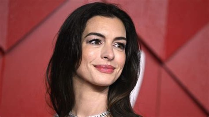 Fans believe Anne has secretly undergone a 'botched' plastic surgery procedure