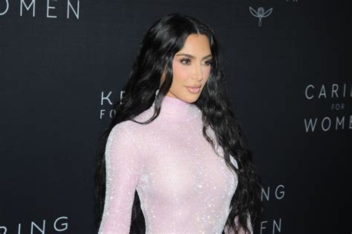 Fans called Kim's bathroom in her $60M home 'the size of my house'