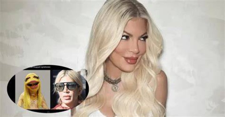 Fans have claimed Tori looks like Khloe Kardashian after 'plastic surgery'