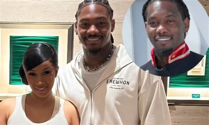 Fans speculated '50 percent of fraternal twins are boy and girl' after spotting the pink bed in the crib