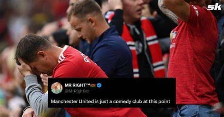 Fans suggested the ex Manchester United ace had made the quirky combination trendy