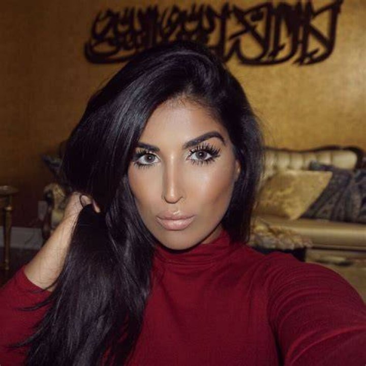 Farah Dhukai said mayo is great as 'it contains proteins that will make hair strong and prevent it from breaking'