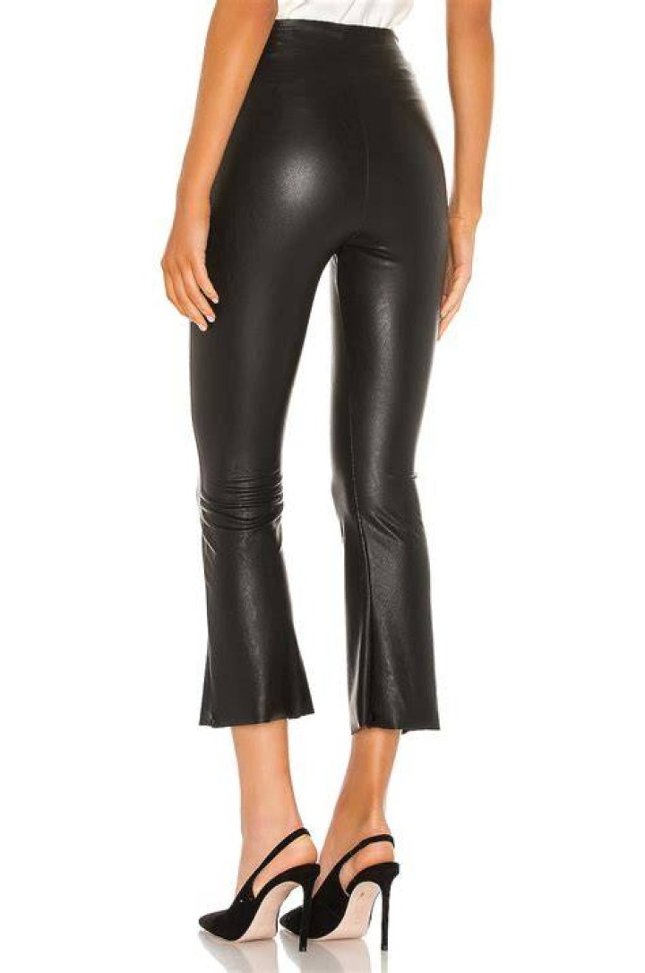faux leather cropped pants