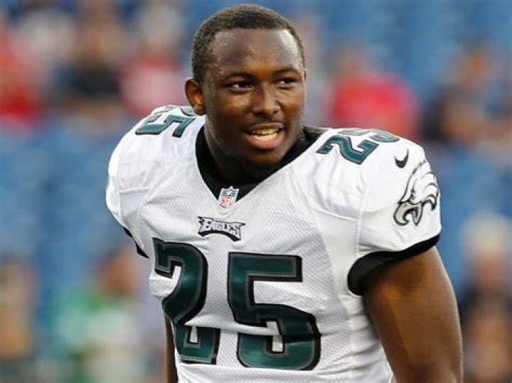 Former NFL players LeSean McCoy and James Jones got into a shouting match