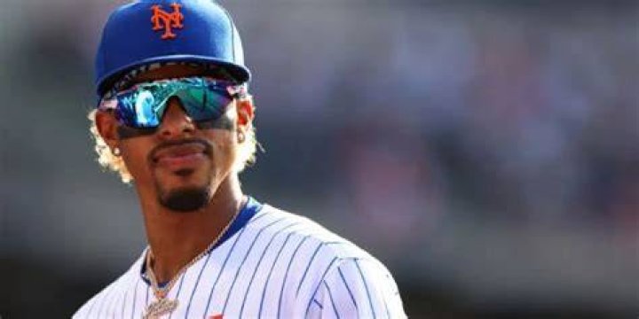 Francisco Lindor Age, Wiki, Biography, Wife, Children, Salary, Net Worth, Parents