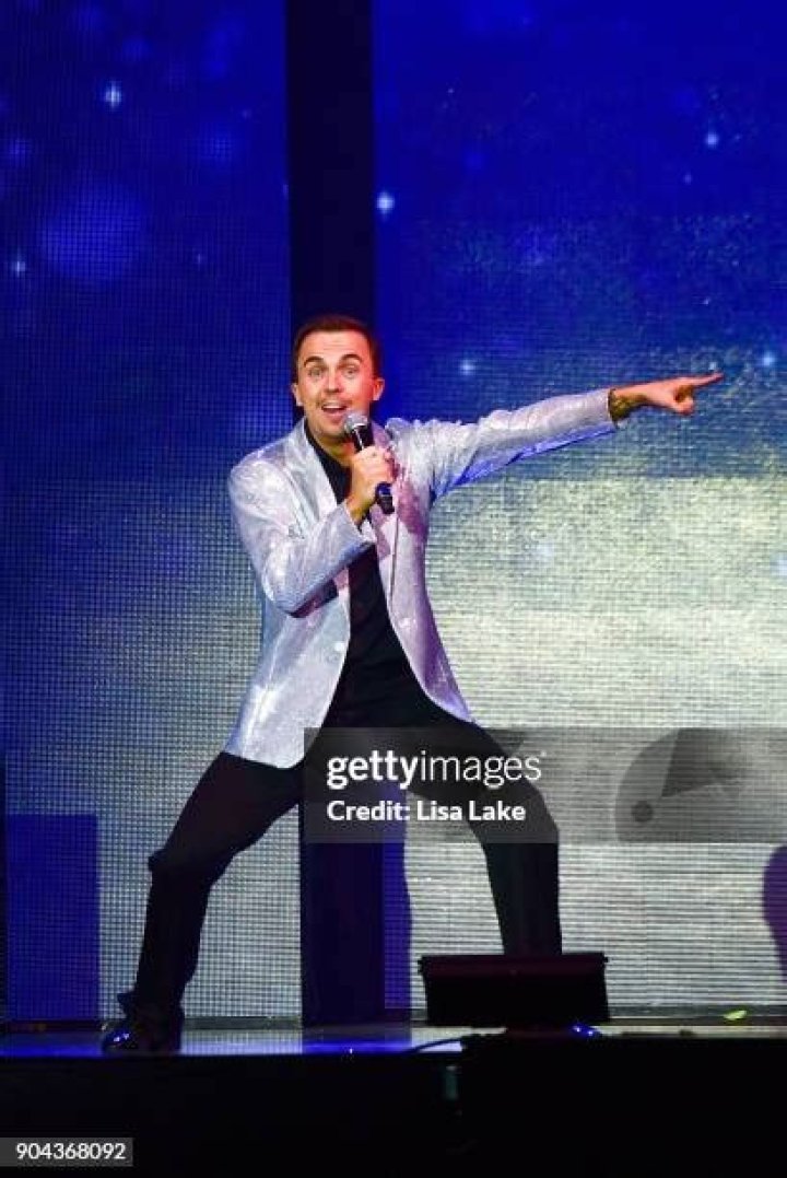 Frankie Muniz Dancing With the Stars Exaggerated My Memory Loss 01 Witney Carson