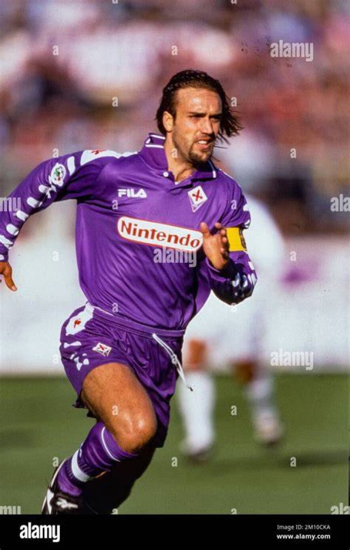 Gabriel Batistuta models Fiorentina's controversial 1992-1993 away jersey