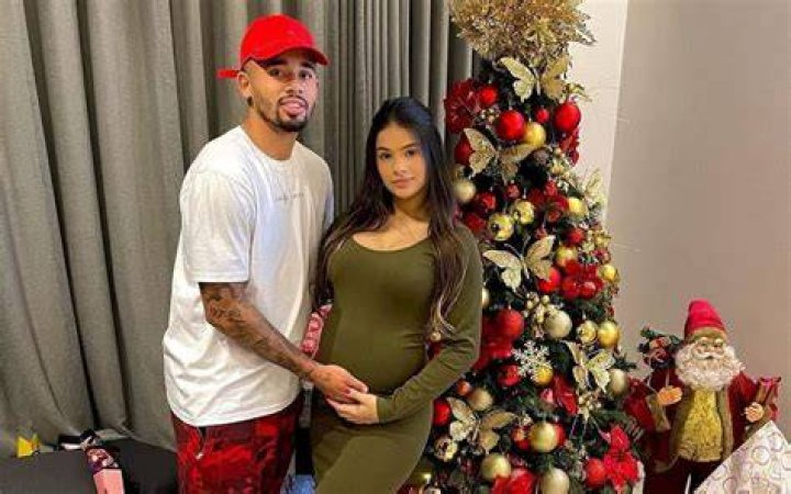Gabriel Jesus with his partner Raiane Lima