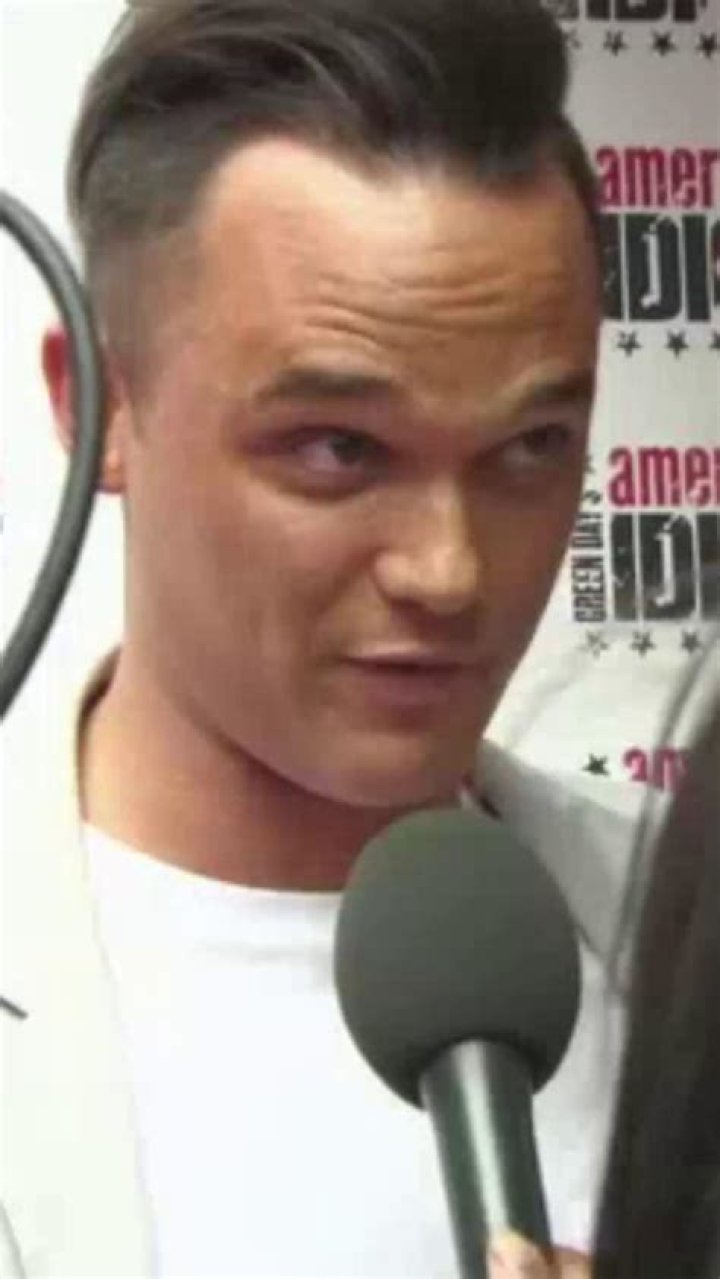 Gareth Gates was slammed for trying to get free drinks from bars in Birmingham for himself and then-fiancee Faye Brookes