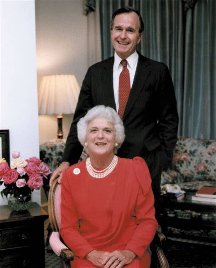 George-H.-W-Bush-Barbara-passing