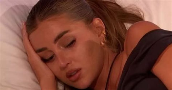 Georgia was left stunned at how flawless her make-up looked after using the primer