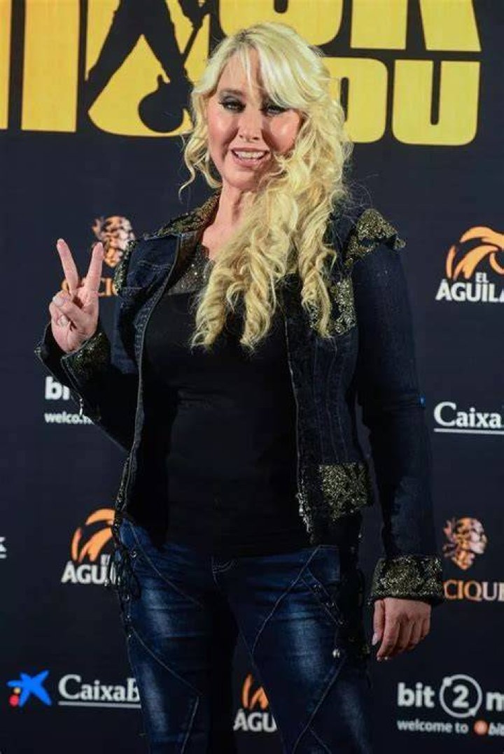 Geraldine Larrosa 'Innocence' and Carlos Marin attend Antena de Oro Award 2011 at Gran Casino