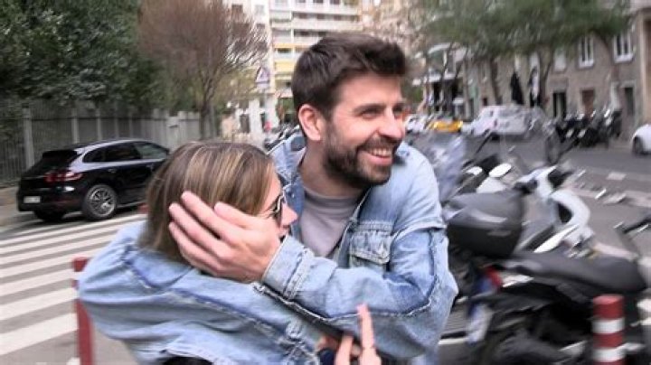 Gerard Pique Breaks Silence on Clara Chia Romance After Shakira Split- 'I'm a Puppet' - 825